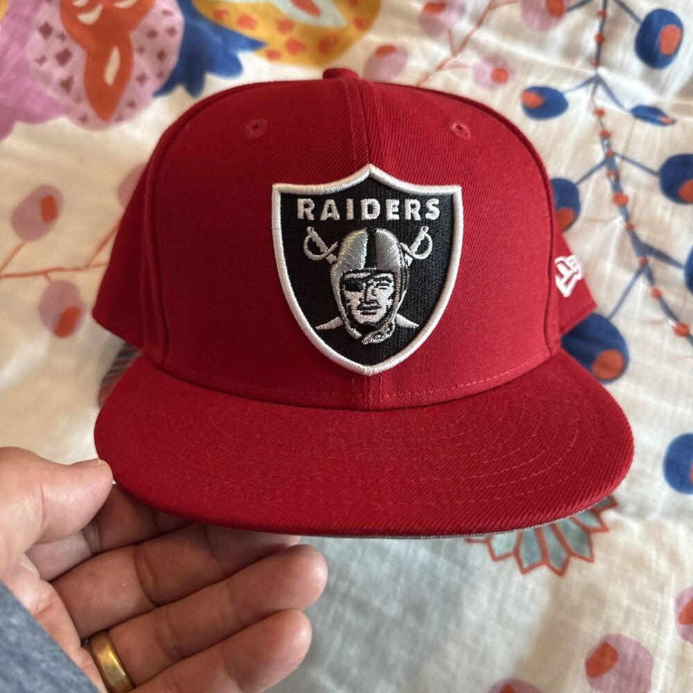 Las Vegas Oakland Raiders Red Fitted 7 1/4 New Era 59Fifty Cap